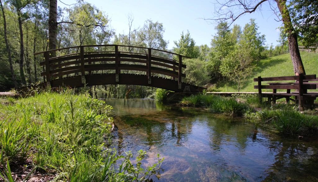 Corso d'acqua nel parco delle cascate di Latronico